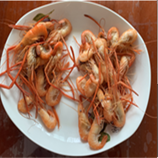 Figure 7: Boiled M. nipponense prawns in the spring breeding (Left: Experimental group, Right: Control group).