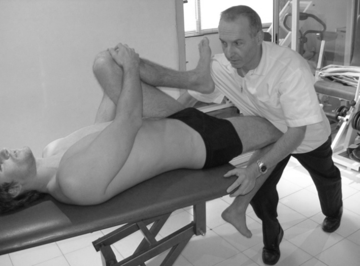 Figure 1: Stretching procedure.